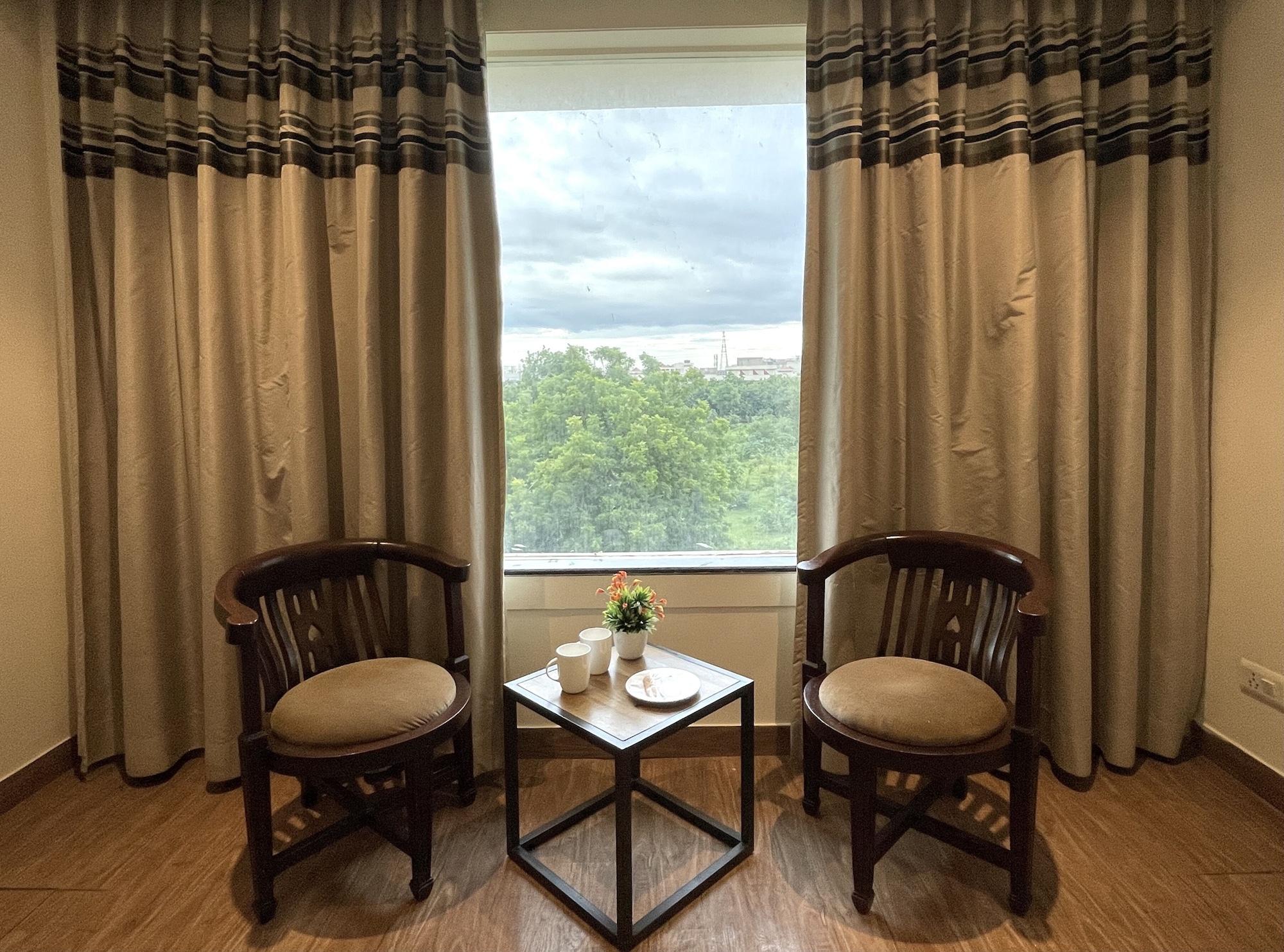 Royale Sarovar Portico Agra Agra  Εξωτερικό φωτογραφία