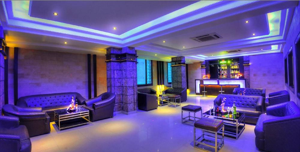 Royale Sarovar Portico Agra Agra  Εξωτερικό φωτογραφία