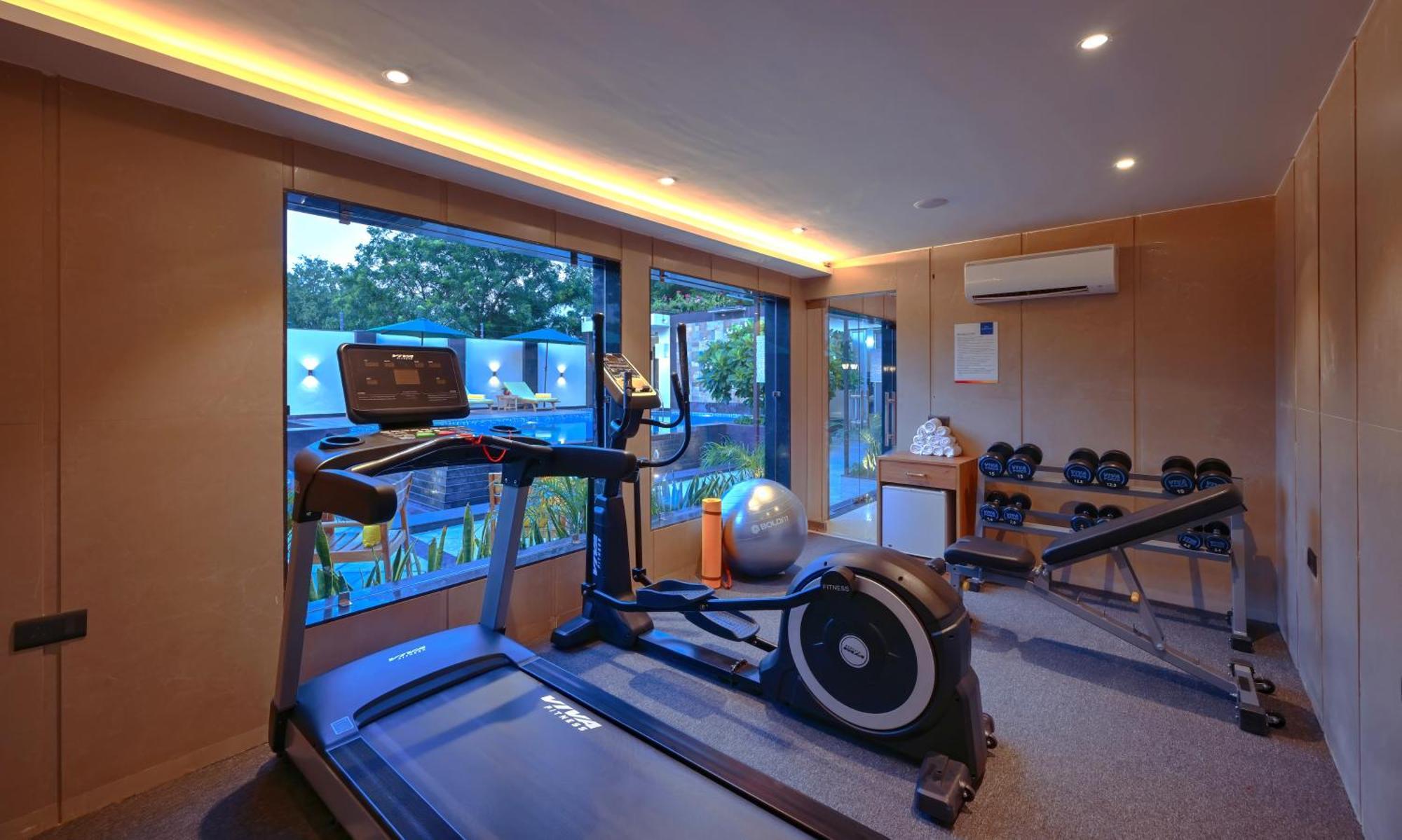 Royale Sarovar Portico Agra Agra  Εξωτερικό φωτογραφία