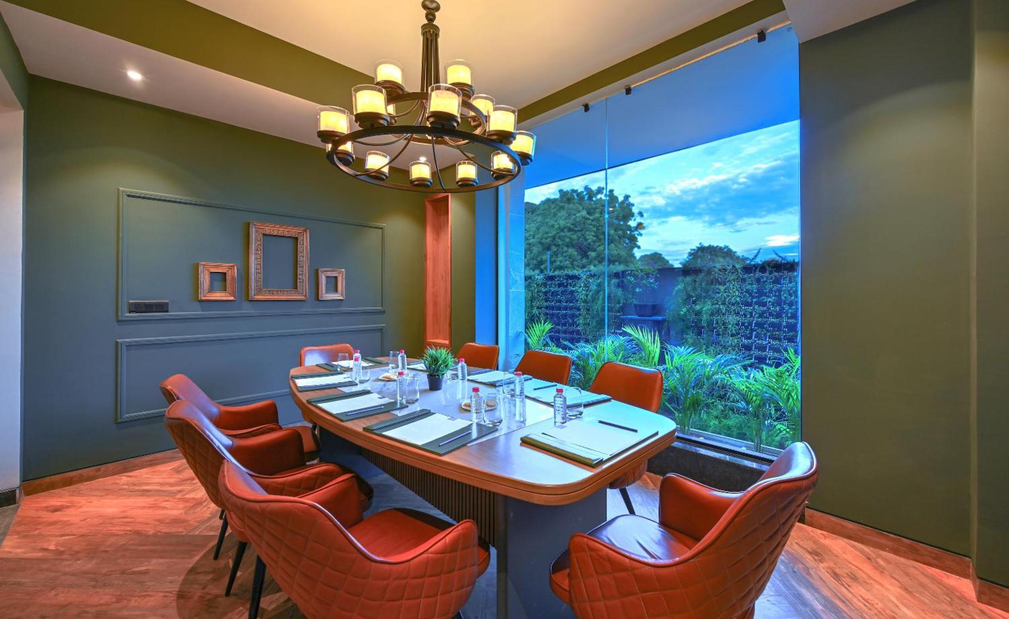Royale Sarovar Portico Agra Agra  Εξωτερικό φωτογραφία